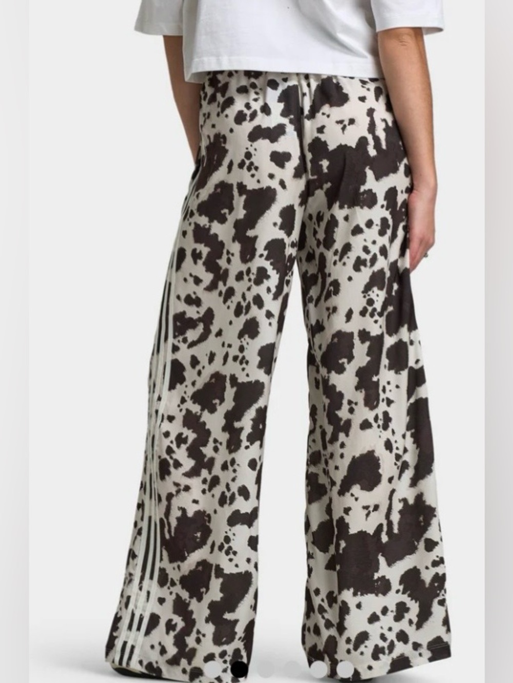 BRAND NEW ADIDAS ORIGINALS PRINTED SATIN WIDE LEG PANTS. $95 RETAIL. SOLD OUT. - Picture 8 of 14